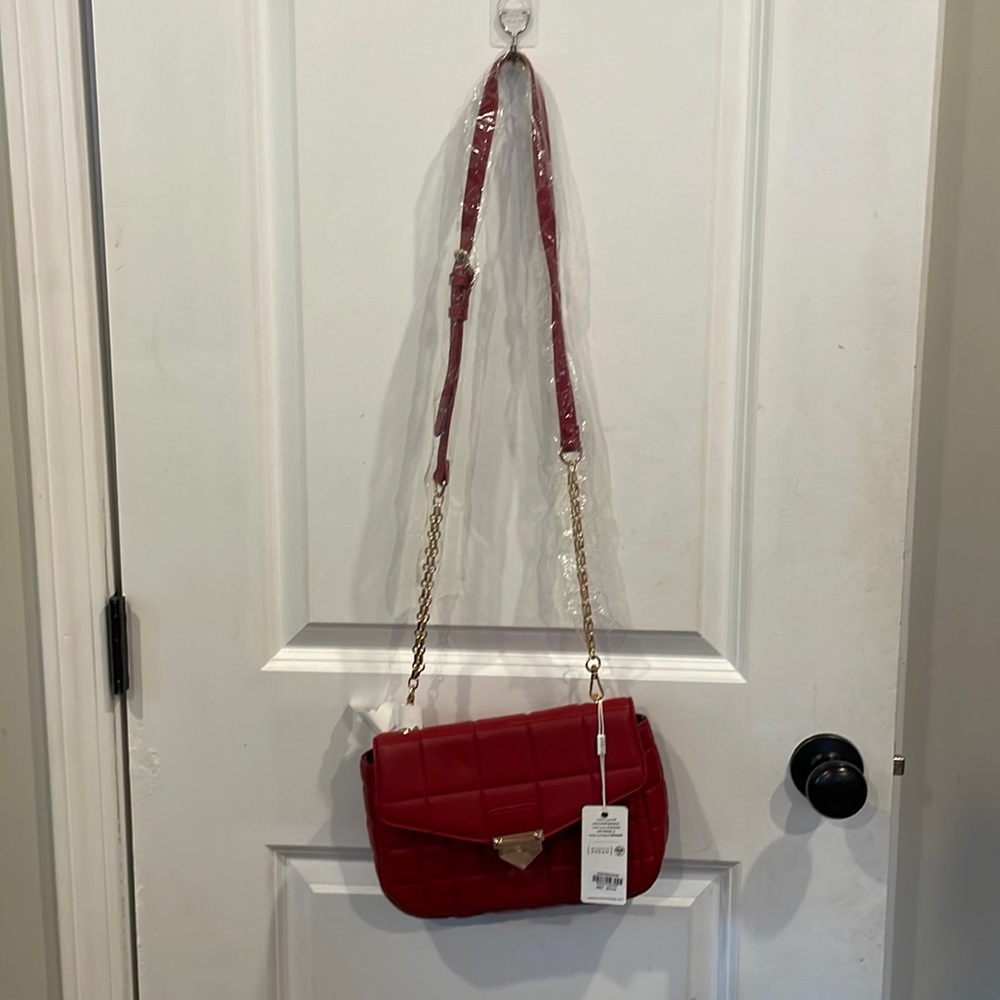 NWT RED URBAN EXPRESSIONS QUILTED CROSSBODY